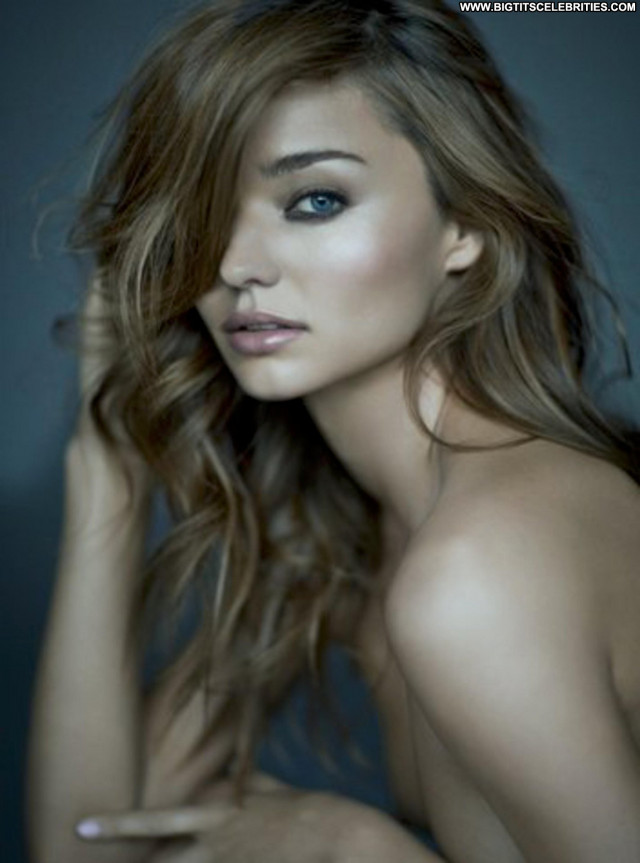 Miranda Kerr No Source  Beautiful Babe Celebrity Photoshoot Posing