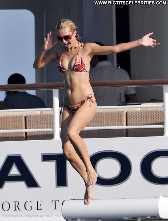 Paris Hilton No Source Shorts Celebrity Hot Posing Hot Sea Babe Paris
