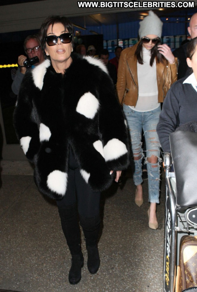 Kendall Jenner Lax Airport Posing Hot Lax Airport Paparazzi Los