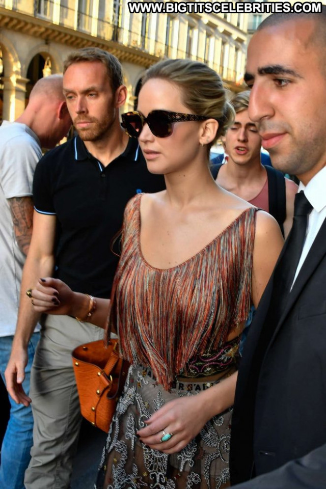 Jennifer Lawrence No Source Beautiful Babe Celebrity Paparazzi Paris