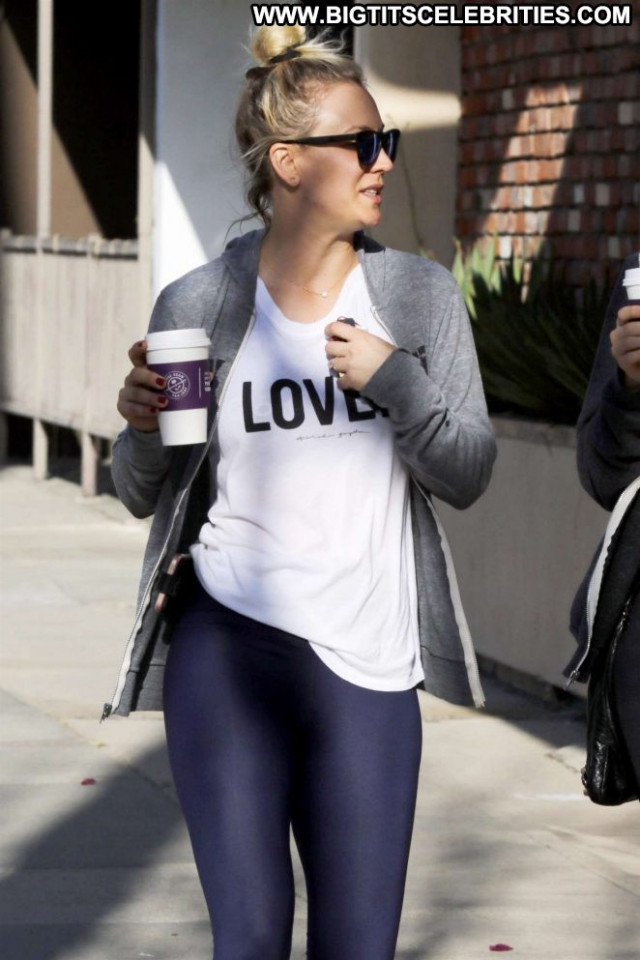 Kaley Cuoco Studio City Friends Babe Paparazzi Beautiful Celebrity