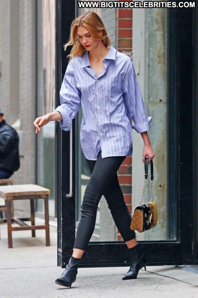 Karlie Kloss No Source  Jeans Beautiful Paparazzi Nyc Celebrity Babe